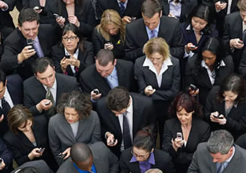 Demuestra tu personalidad y tu capacidad para comunicarte, hablando cara a cara. (Foto: Fortune)