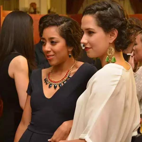 Cecilia de los Santos y Ximena Romo.