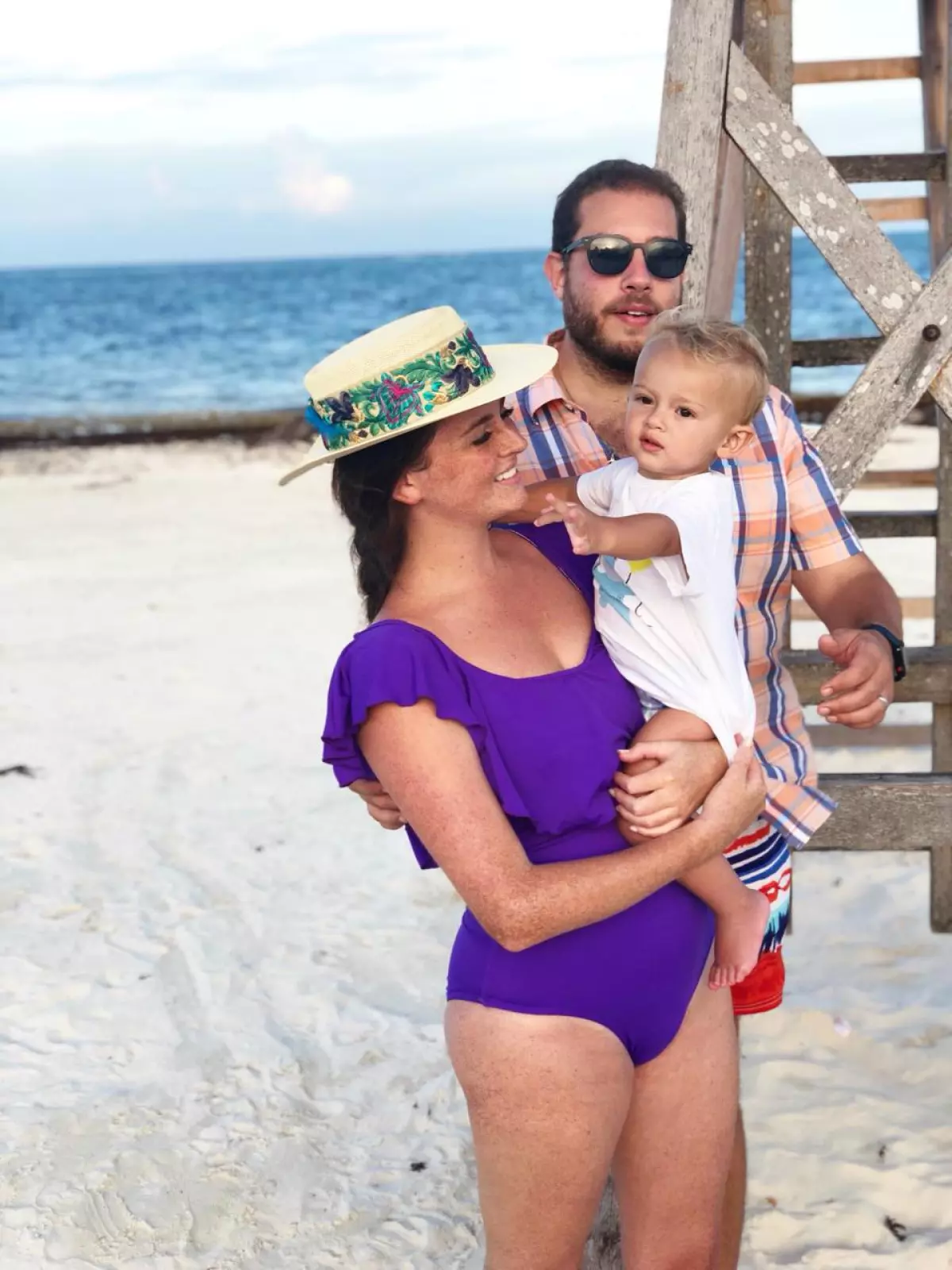 Kitizia Mitre y familia