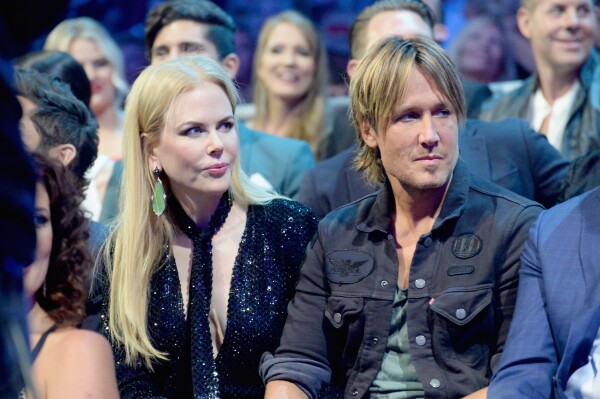 Nicole y Keith tristes