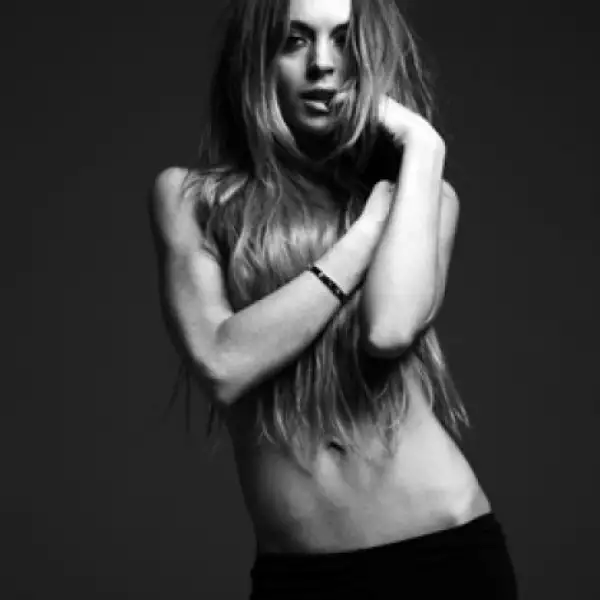 La actriz participó en una sesión fotográfica de Heidi Slimane.