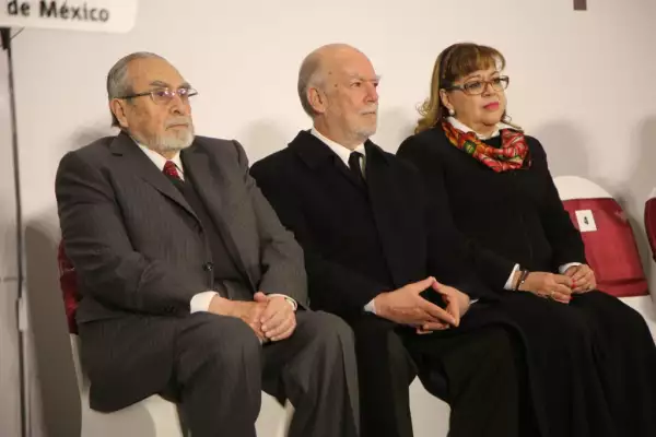 Fiscalía General y Alfiles AMLO