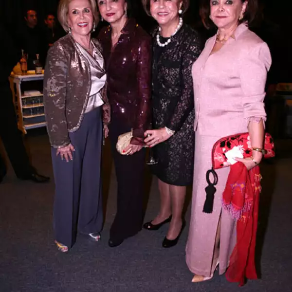 Teresa Baillères, Alejandra Quintana, Chayo Sandoval y Adriana Salinas
