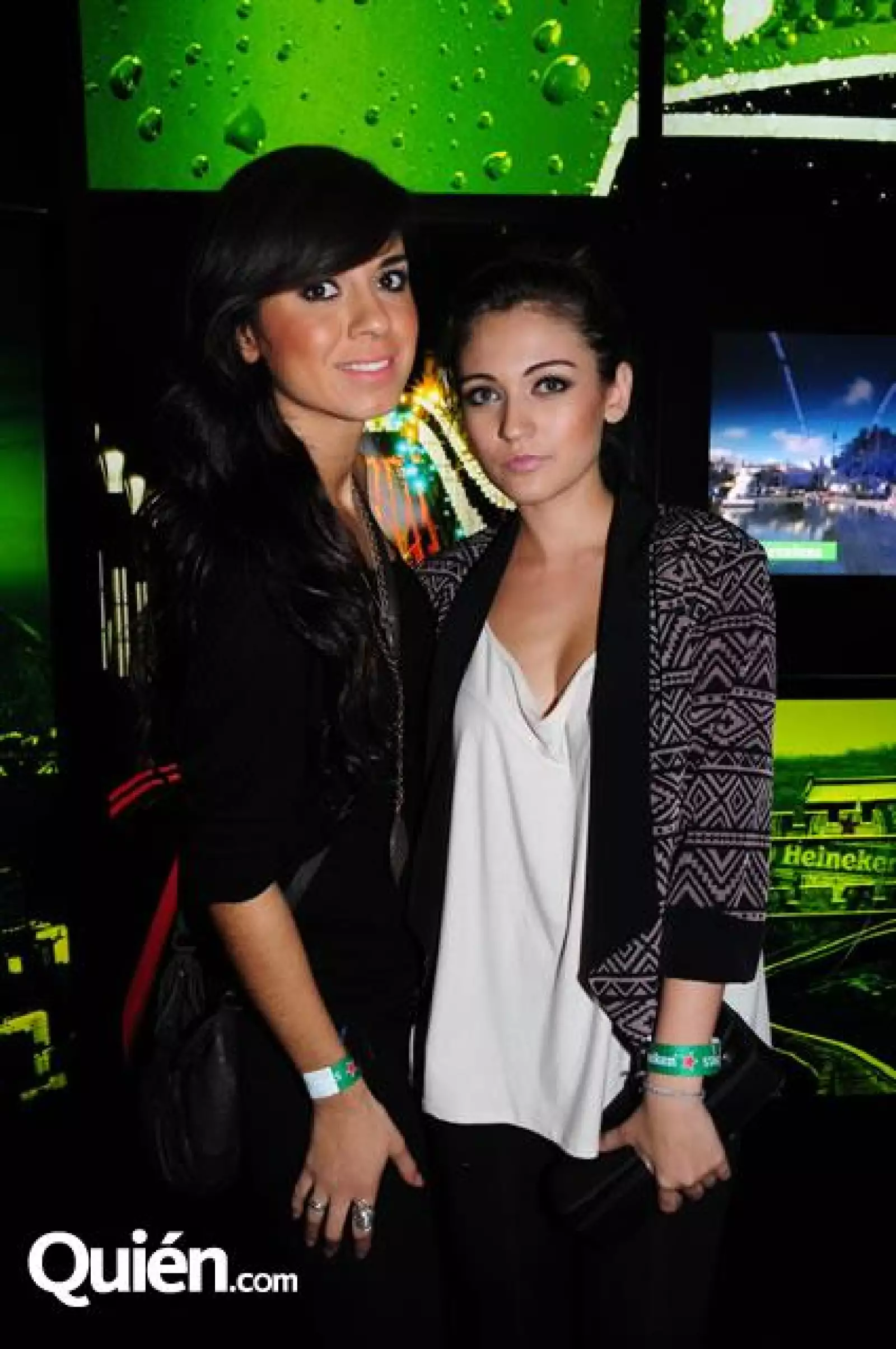 Cristina Escamilla,Sofía Carrillo