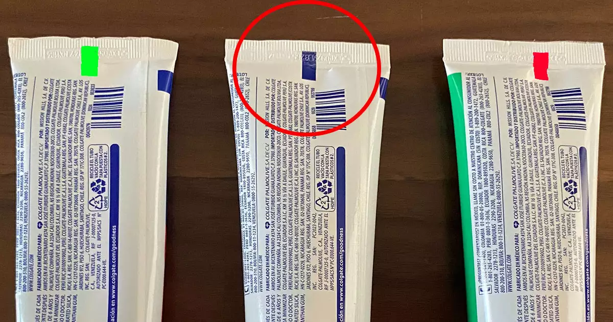 ¿Qué significa el código de colores en las pastas de dientes?