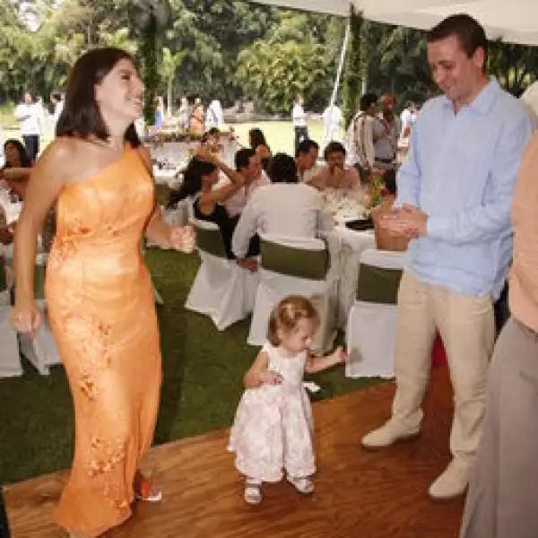 Susana Atme, Nicole Balassa, Robrigo Balassa