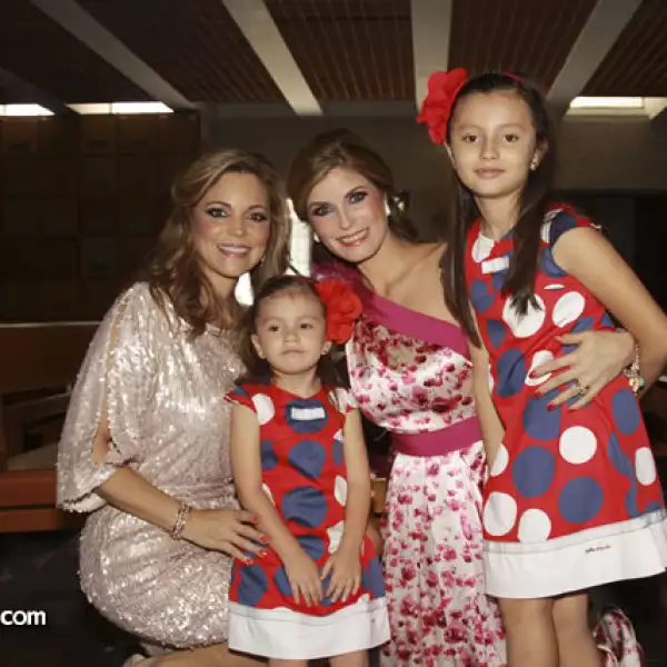 Sofía Gallardo de Salcedo, Liliana Gallardo, Mónica Gallardo e Isabela Gallardo