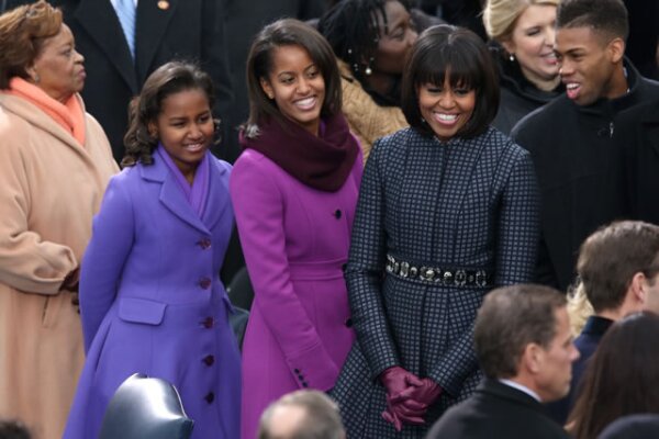 Michelle Obama, Malia Obama, Sasha Obama.