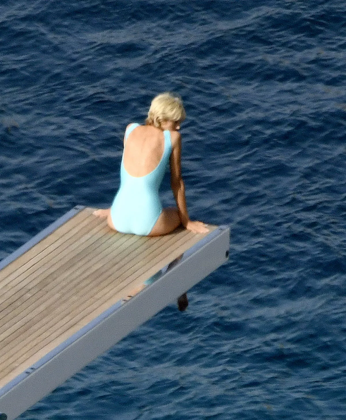 elizabeth-debicki-mallorca