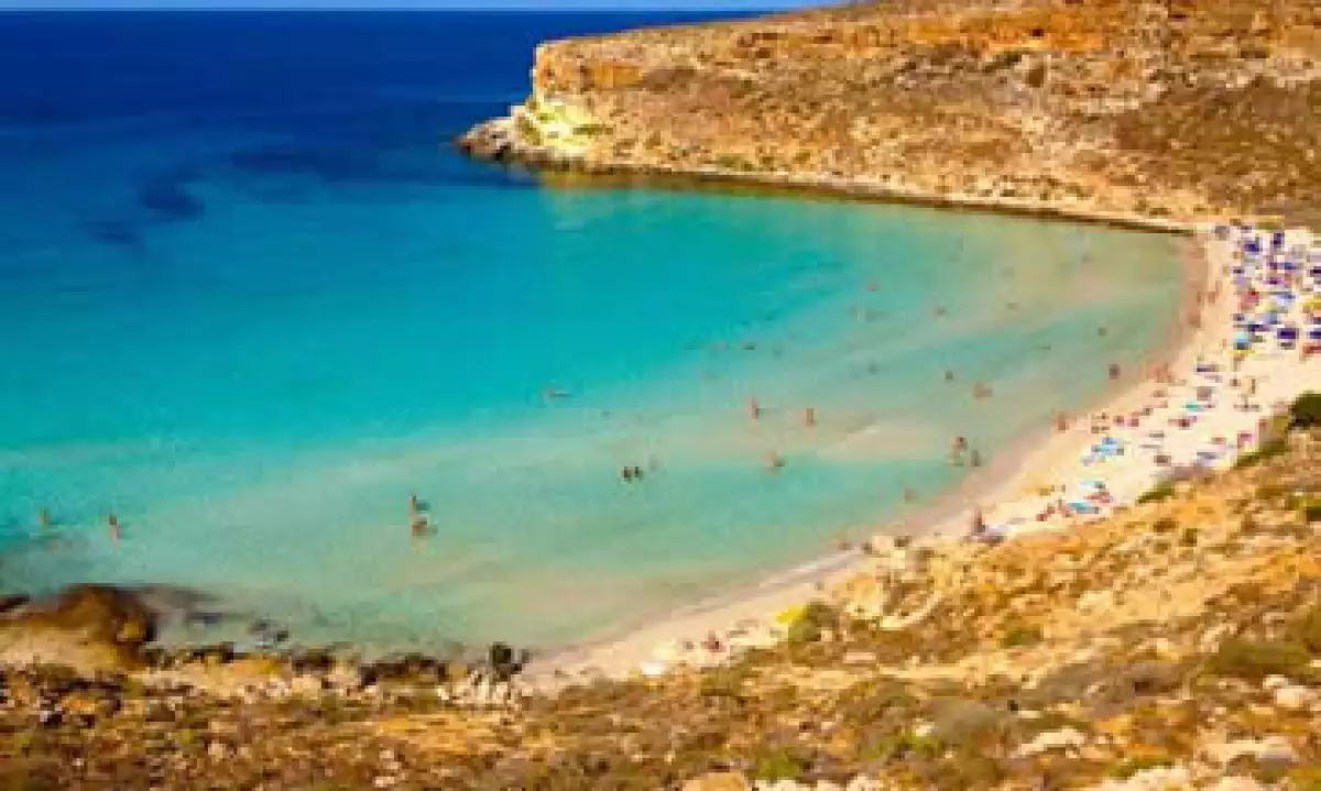 Además de la Playa del Conejo, en el ranking hay lugares de Brasil, Australia, entre otros. (Foto tomada de TripAdvisor.com)