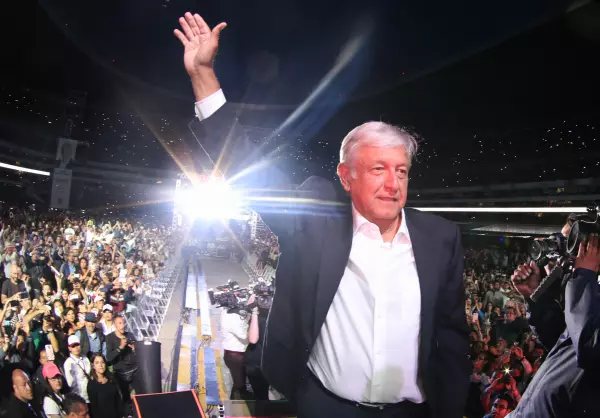 #AMLOFest