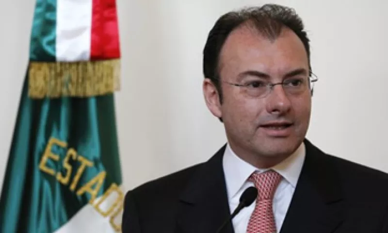 Luis Videgaray negó que la tasa de ISR que ahora se paga en México sea más alta que en EU.   (Foto: Notimex)