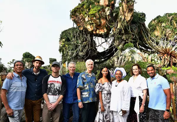 James Cameron responde a críticas que señalan a Avatar: El camino del agua de racista