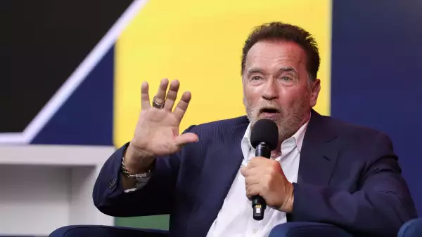 Arnold Schwarzenegger 