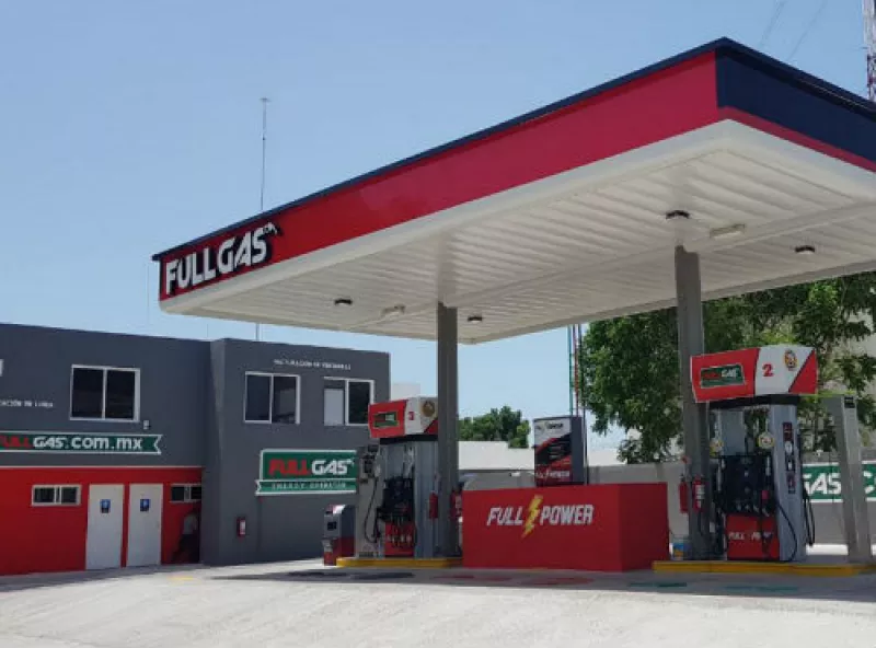 Fullgas estaci�n gasolinera