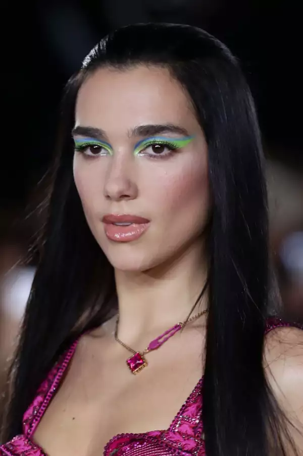 Versace - Runway - Milan Fashion Week - Spring / Summer 2022