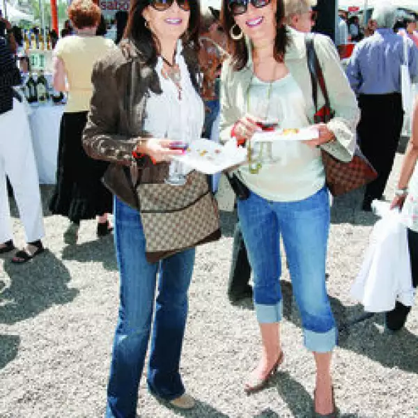 Marie Bortoni, Rosario Vega