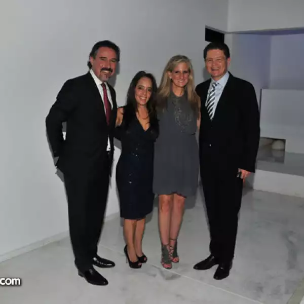 Gustavo y Luz Alcocer,Karina y Luis Quintero