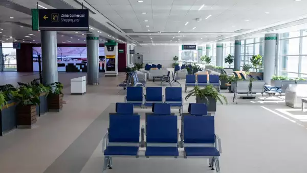 Sala de llegadas del AIFA Santa Lucía