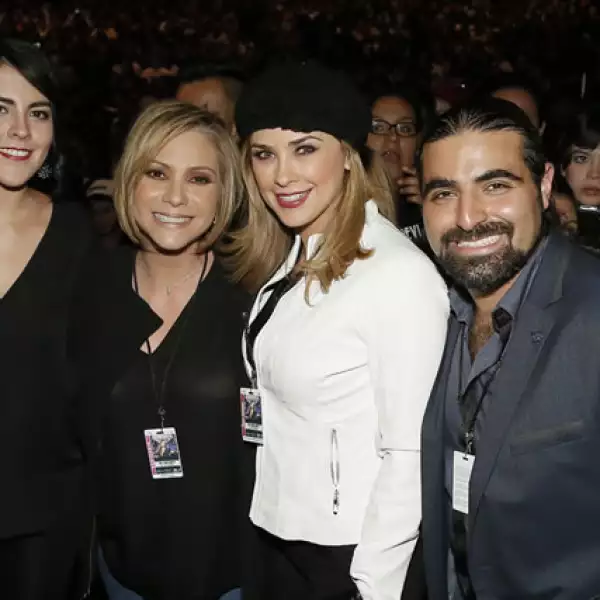 Daniela Castro, Aracely Arambula y Sergio Gabriel.