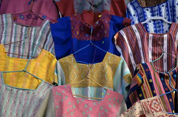 Colección de huipiles artesanales