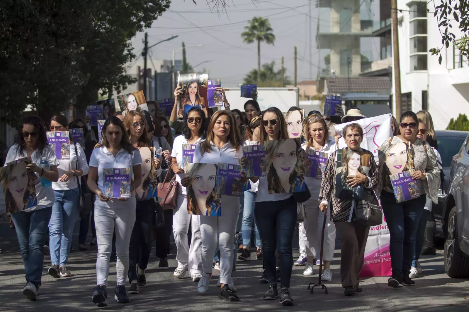 Abril Pérez marcha