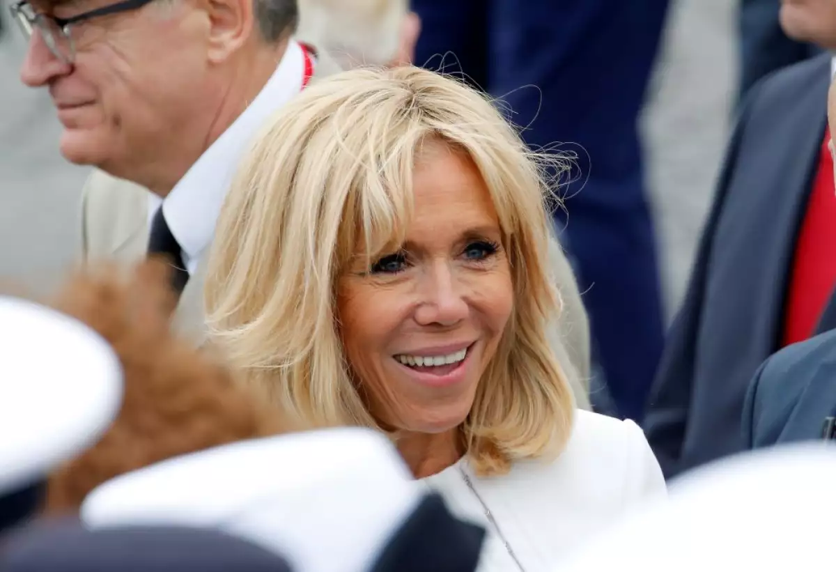 Brigitte Macron se hizo cirujía estética 1.jpg