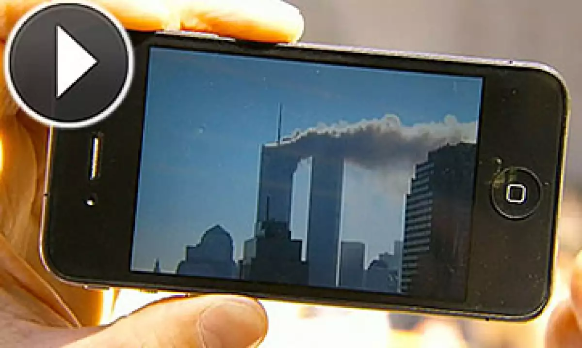 En iTunes puedes encontrar ‘apps’ que te permiten recrear las Torres Gemelas y escuchar narrativas del 9/11. (Foto: Cortesía CNNMoney)