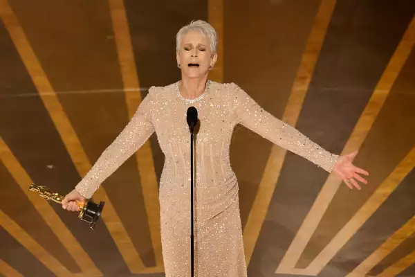 Jamie Lee Curtis gana el Oscar a Mejor Actriz de Reparto en los premios Oscar 2023