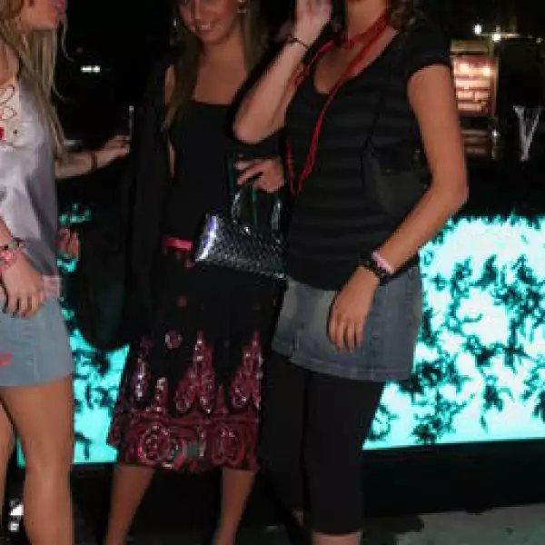 Sharon Sadovitch, Frida Arari, Regina Bautista