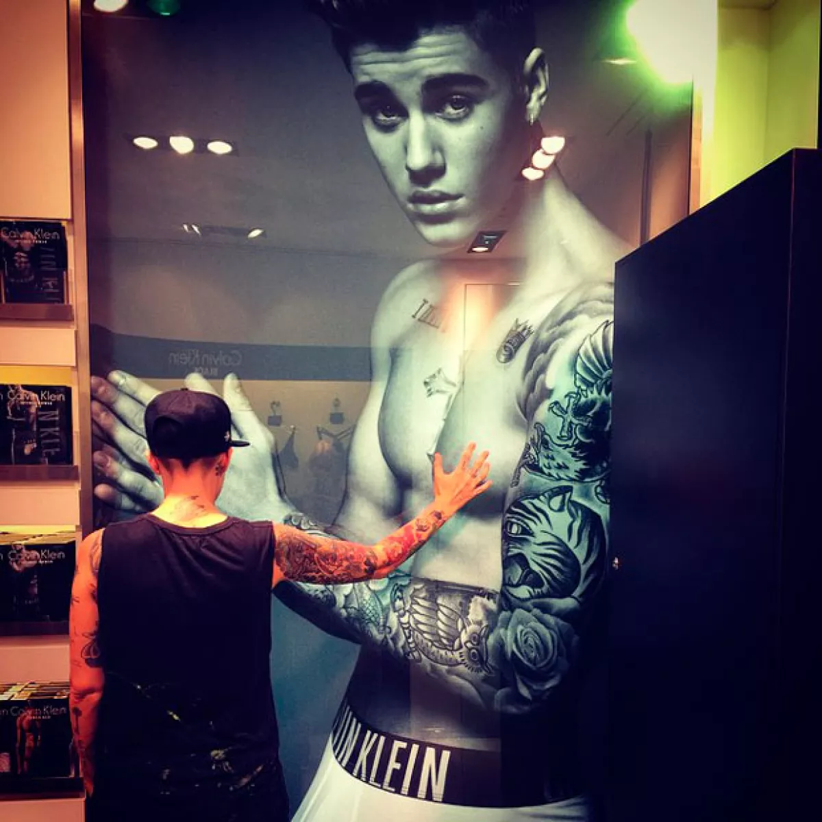 En una ocasión, según contó a Daily Mail, fue confundida con Justin mientras caminaba por Beverly Hills debido a que llevaba el mismo outfit.