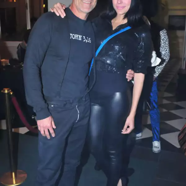 Carlos Bisdikian, Vanessa Torres