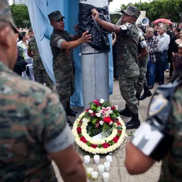Su obra se caracterizó por su mensaje espiritual y su tono de crítica social y protesta.
