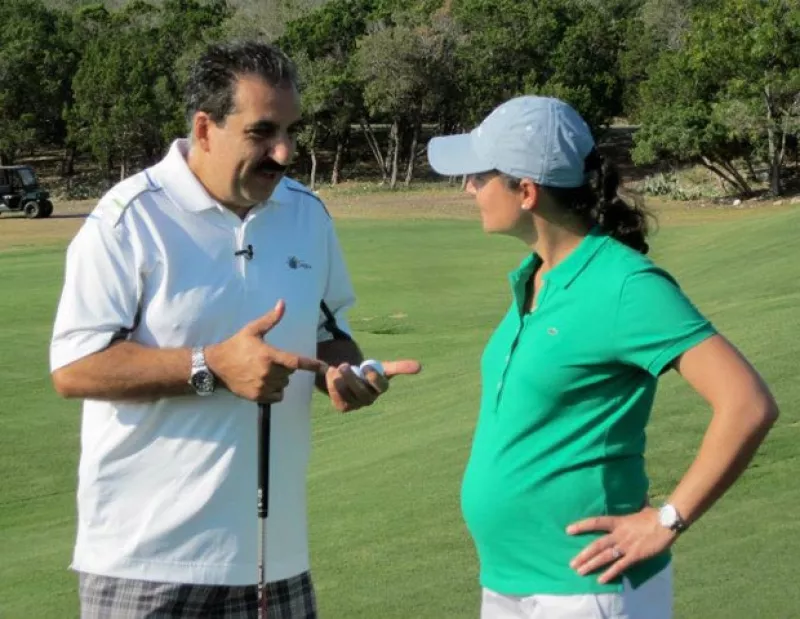 La ex golfista mexicana compartió unas imágenes durante su participación en el evento de Las Americas Golf Tournament y se veía muy feliz con sus ya casi ocho meses de embarazo.