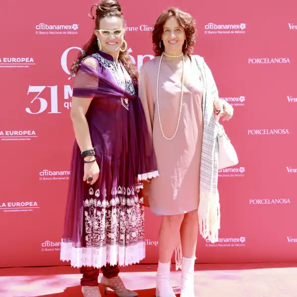 Renata y Mariana Braun .jpg