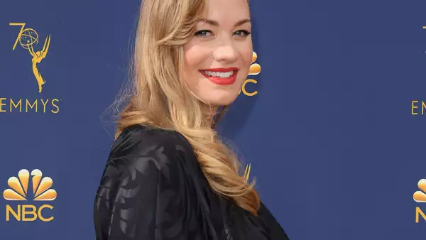 Yvonne Strahovski.