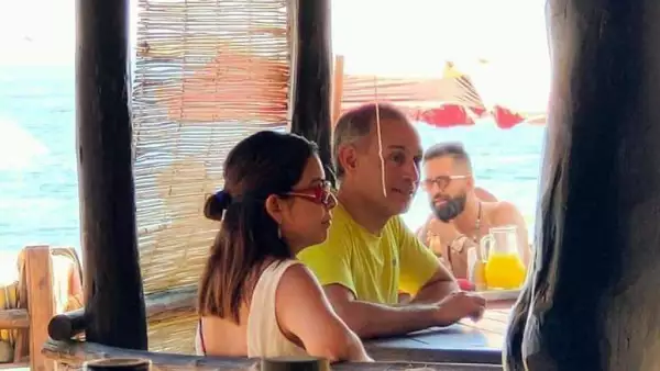 Rebeca Peralta Mariñelarena y Hugo López-Gatell