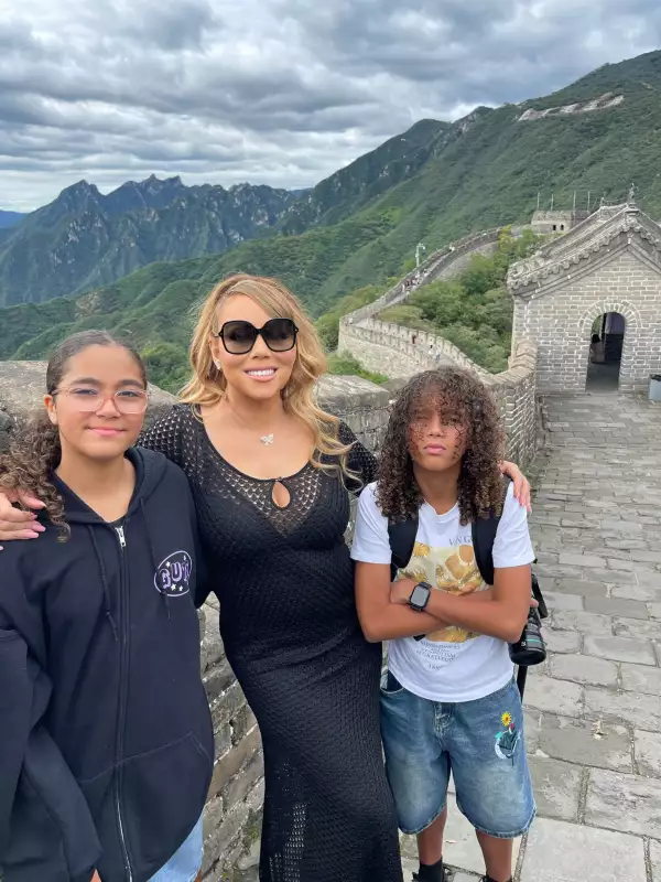 Mariah Carey Muralla China