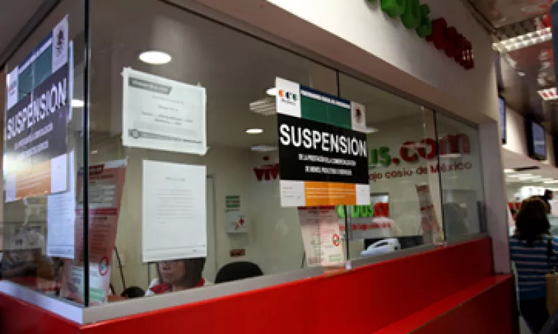 Además de Vivaaerobus, Profeco suspendió a los Taxis Excelencia en la 1 y Nueva Imagen en la 2. (Foto: Notimex)