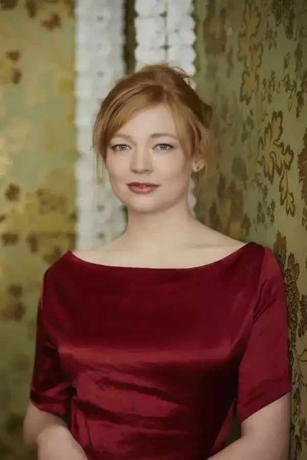 Sarah Snook.jp