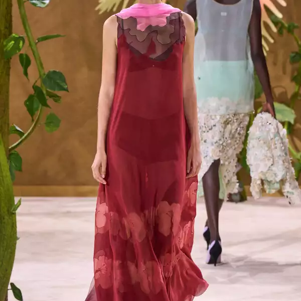 Chanel HC F26 035.jpg