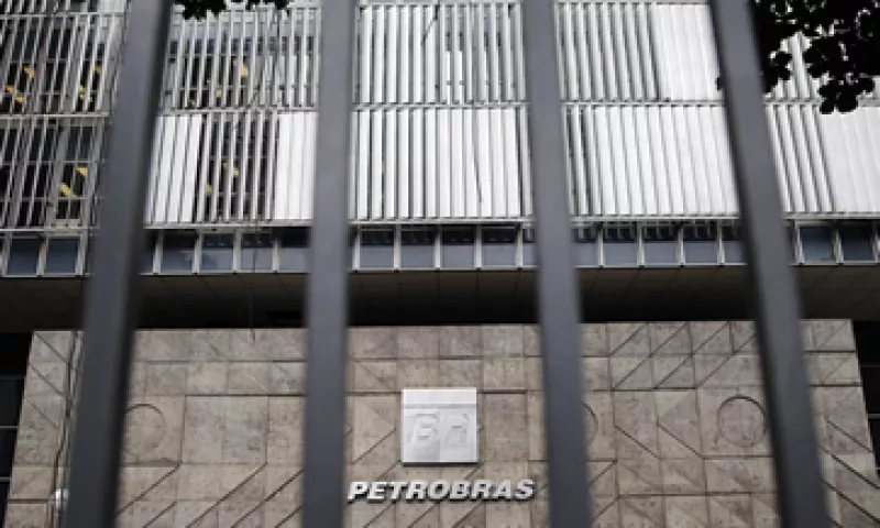 El caso requiere que un juez certifique que una demanda colectiva puede proceder en una corte civil. (Foto: Reuters )