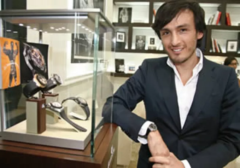 Octavio García, de 42 años de edad, tiene más de 13 años en la industria relojera; los últimos ocho como director artístico de Audemars Piguet. (Foto: Rodrigo Terreros)