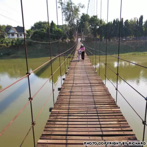 Sukhothai Richard S. Ehrlich 