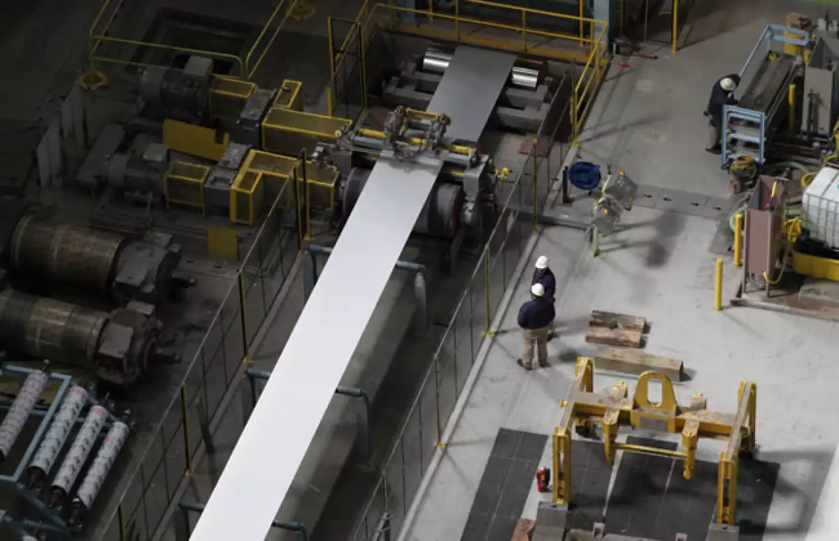 5. En el �rea de galvanizado se producen dos tipos de acabado de calidad automotriz.