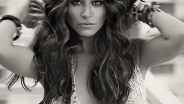 ¡Guapísima! Más hot que nunca, nos encanta el nuevo look de Pau.