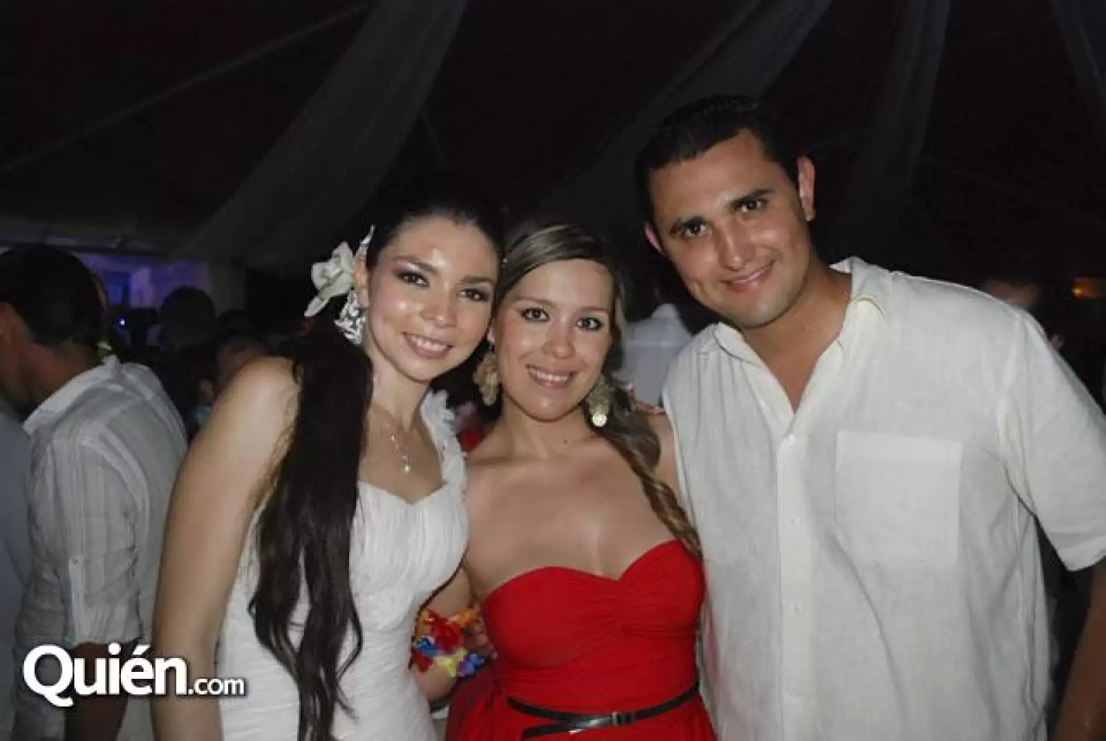 Nany Acevez,Wendy de Orozco y Sergio Orozco