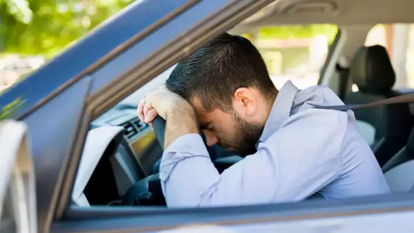 Así detectan los montachoques a los autos sin seguro