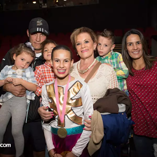 Isabel Urquidi, Ricardo García, Matias Urquidi, Cecilia Romero, Lucas Urquidi, Paulina Fernández y María José García