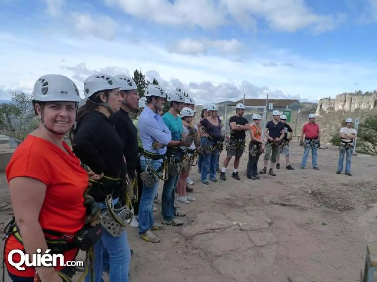 Listos para la tirolesa